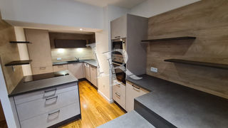  Appartement � louer 4 pi�ces 110 m�