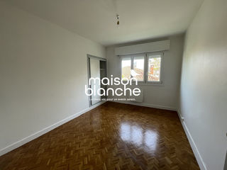  Appartement � louer 4 pi�ces 114 m�