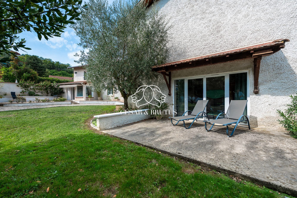 � vendre  Maison Montluel (01120)