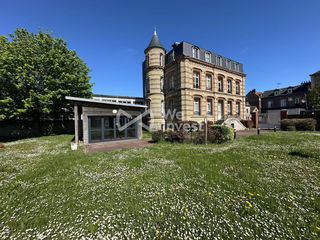  Immeuble � vendre 664 m�