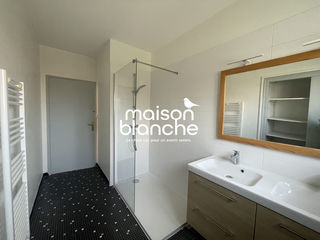  Appartement � louer 4 pi�ces 114 m�