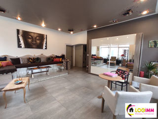  Maison � vendre 7 pi�ces 205 m�