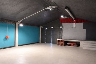  Immeuble � vendre 610 m�