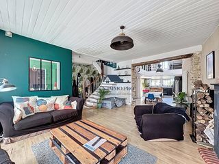  Maison � vendre 9 pi�ces 210 m�