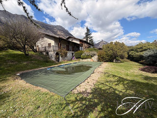  Maison � vendre 8 pi�ces 240 m�