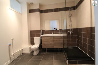  Immeuble � vendre 449 m�