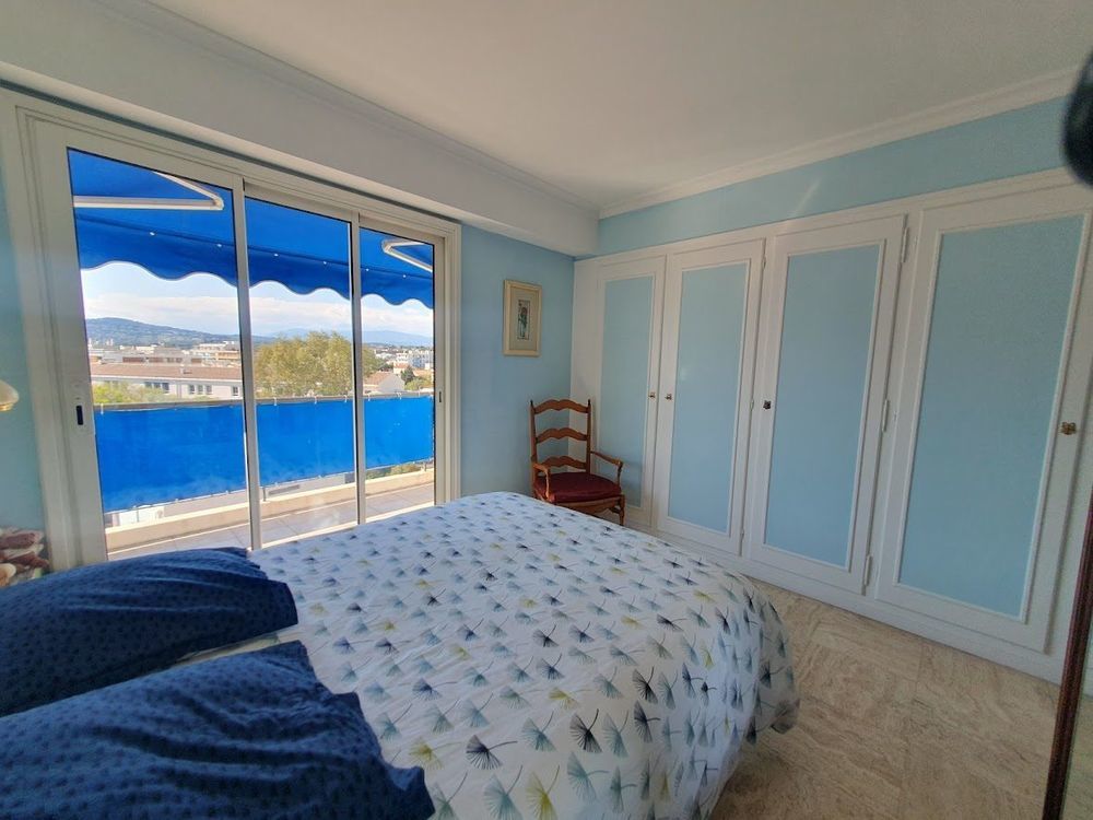 � vendre  Appartement Antibes (06600)