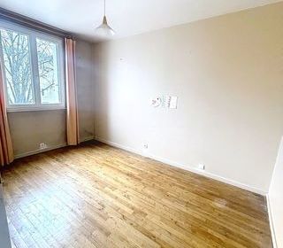  Appartement � vendre 4 pi�ces 65 m�