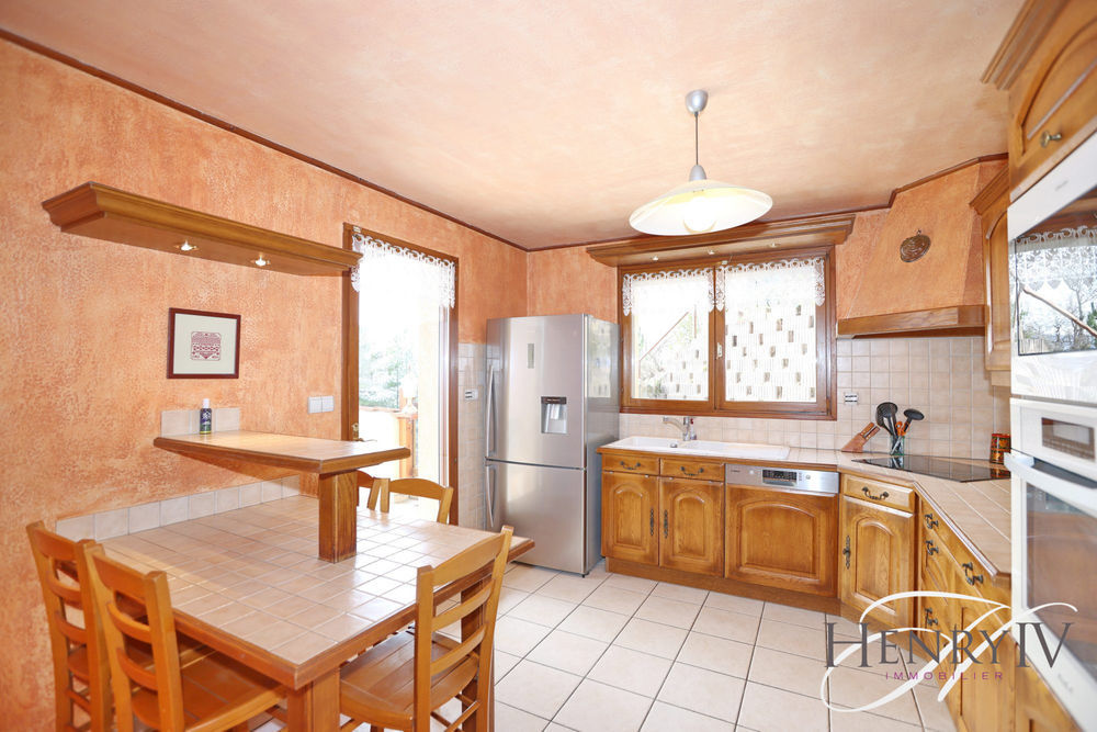 � vendre  Maison Corenc (38700)