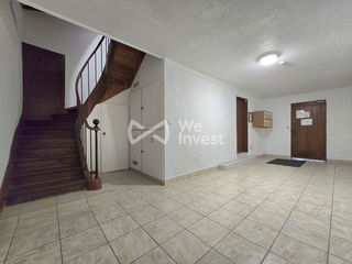  Immeuble � vendre 733 m�