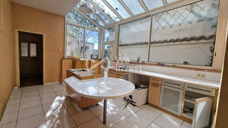  Immeuble � vendre 183 m�