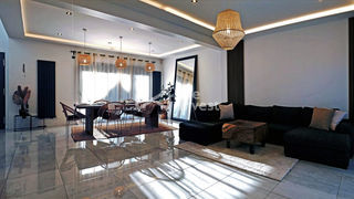  Maison � vendre 8 pi�ces 266 m�