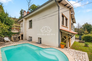  Maison � vendre 6 pi�ces 214 m�