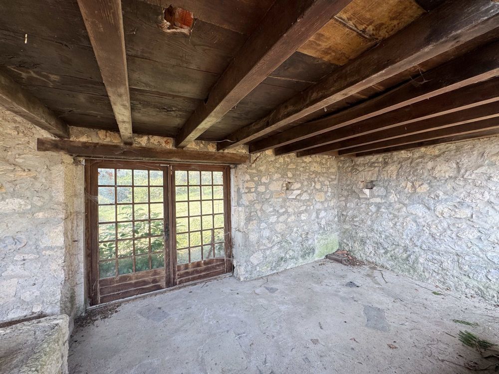 � vendre  Maison P�ron (01630)