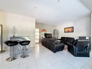  Maison � vendre 7 pi�ces 215 m�