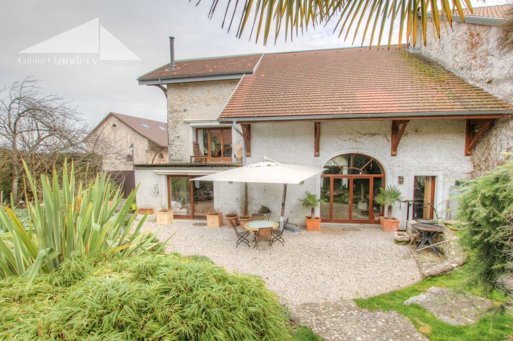 � vendre  Maison Divonne-les-Bains (01220)