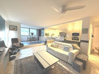  Appartement � vendre 4 pi�ces 80 m�