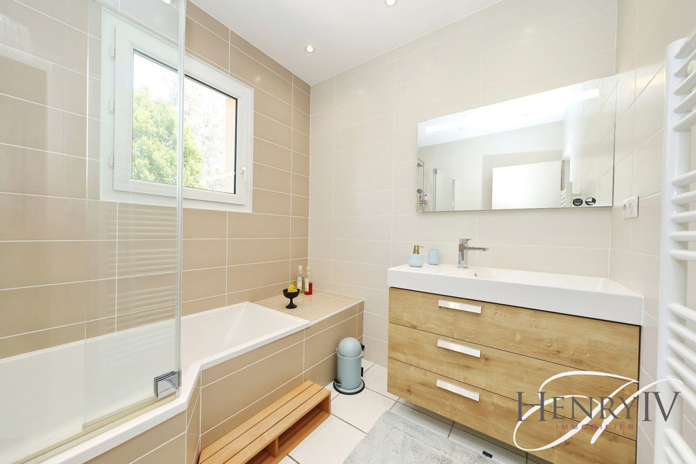 � vendre  Maison Saint-Ismier (38330)