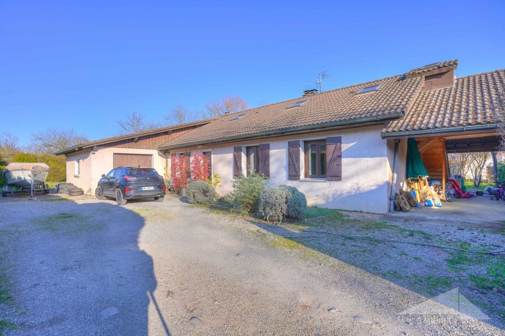 � vendre  Maison Cessy (01170)