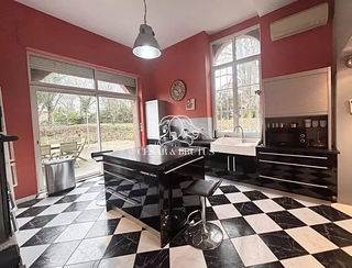  Maison � vendre 13 pi�ces 435 m�