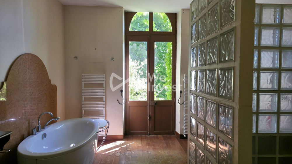 � vendre  Propri�t�/ch�teau Yvr�-l'�v�que (72530)