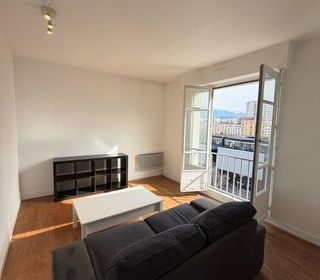  Appartement � louer 3 pi�ces 54 m�