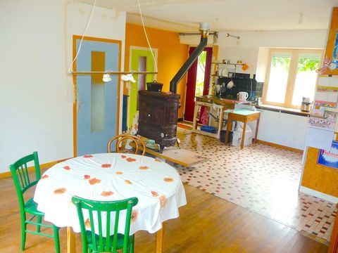   Maison de 233 m� proche d'argentr� du plessis Maison - 12 pi�ce(s) - 224 m�