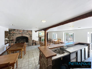  Maison � vendre 4 pi�ces 235 m�