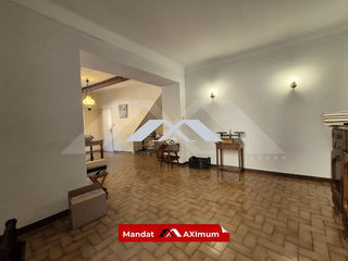  Immeuble � vendre 379 m�