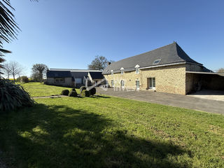  Maison � vendre 9 pi�ces 270 m�