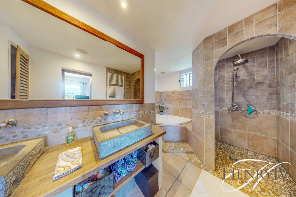 � vendre  Maison Corenc (38700)