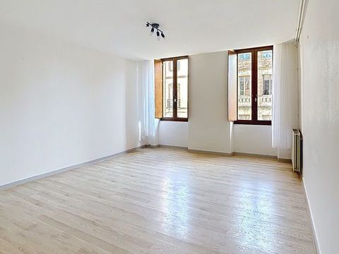   3 PIECES - CENTRE VILLE GAILLAC Appartement - 3 pi�ce(s) - 89 m�