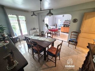  Maison � vendre 9 pi�ces 228 m�