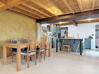  Maison � vendre 5 pi�ces 180 m�