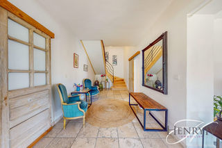  Maison � vendre 9 pi�ces 260 m�