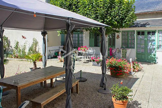  Immeuble � vendre 560 m�