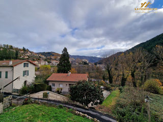  Immeuble � vendre 650 m�