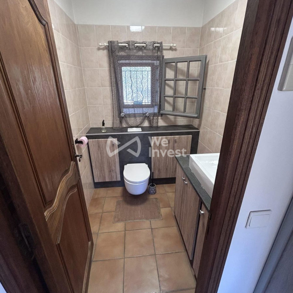 � vendre  Maison Pourri�res (83910)