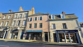  Immeuble � vendre 137 m�