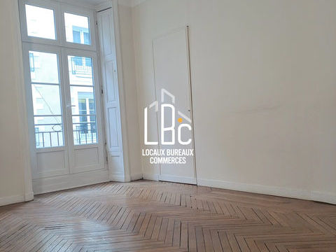 Nantes centre ville - Plateau de bureaux 110 m&sup2; &agrave; louer 1420 44000 Nantes