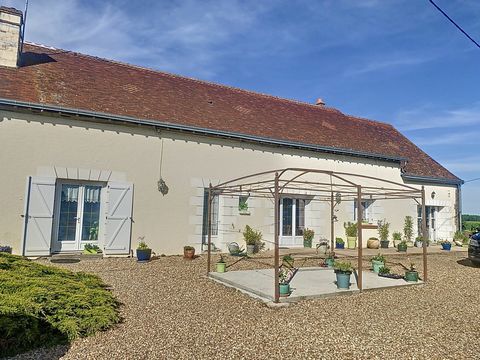   LONGERE EN BON ETAT AVEC BEAUCOUP DE DEPENDANCES Maison - 7 pi�ce(s) - 174 m�