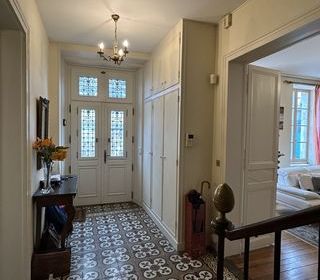  Maison � vendre 9 pi�ces 252 m�