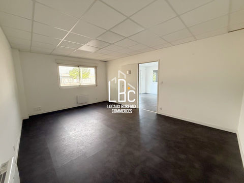 Ancenis - &Agrave; louer 406 m&sup2; locaux mixtes ateliers et bureaux 920 44150 Ancenis-saint-g�r�on