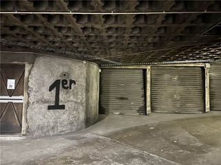  Parking / Garage � louer 