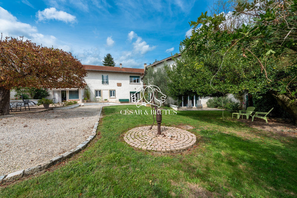 � vendre  Maison Montluel (01120)