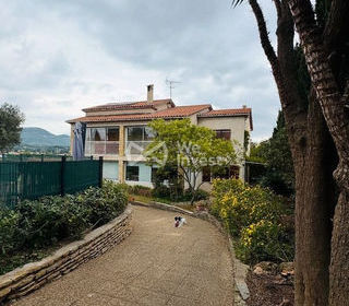  Maison � vendre 8 pi�ces 235 m�