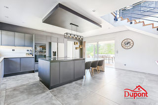  Maison � vendre 5 pi�ces 230 m�