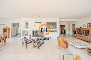  Maison � vendre 10 pi�ces 315 m�