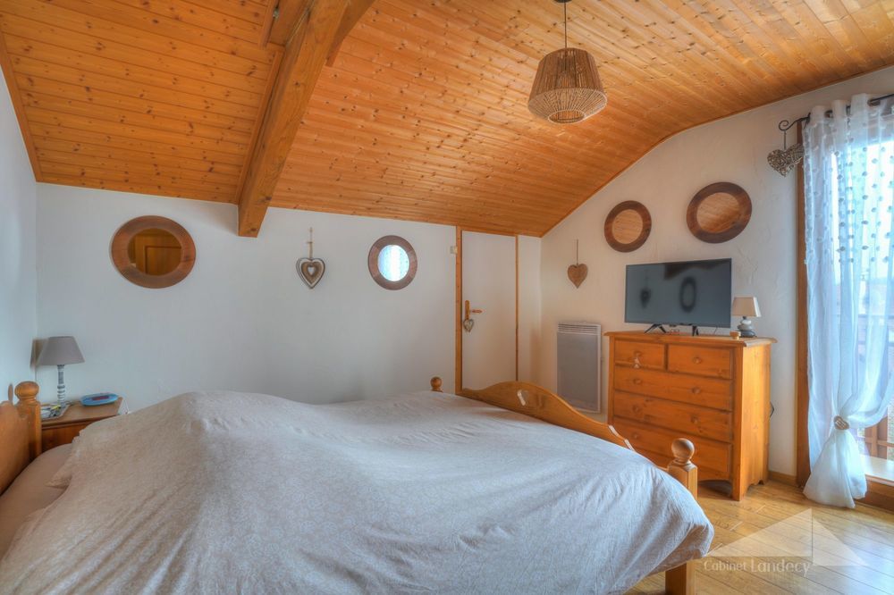 � vendre  Maison Challex (01630)