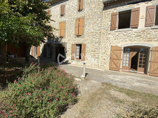  Maison � vendre 8 pi�ces 198 m�